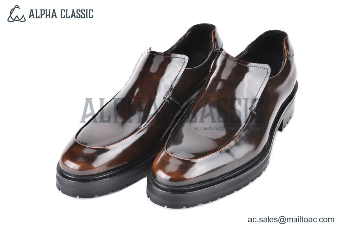Prada Smooth Loafer Brown Patent Leather