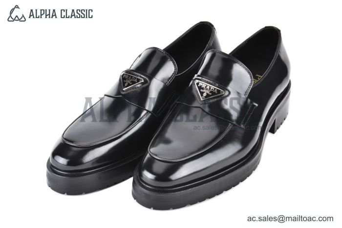 Prada Loafer with Logo Plate Black Patent Leather