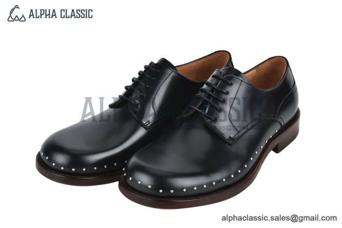 Dior Carlo Black Smooth Leather Derby with Silver-Finish Studs