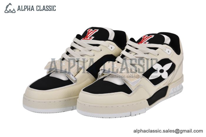 LV Trainer Sneaker Nubuck & Grained Leather Noir 1ACW3K