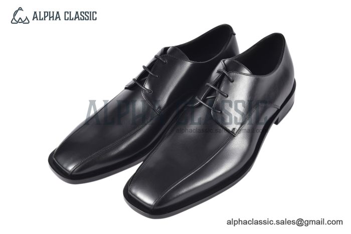 Balenciaga Black Smooth calfskin Derby shoes
