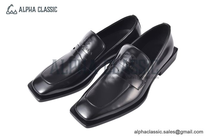 Balenciaga Black Smooth calfskin Loafers