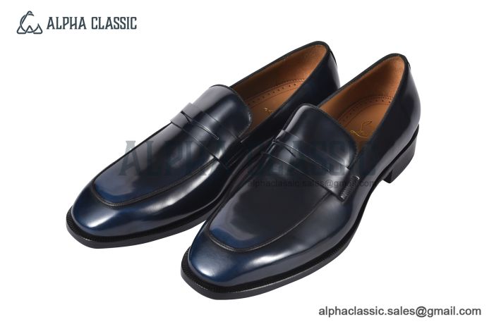 Christian Louboutin Penny Black/Blue Calf Leather Loafers