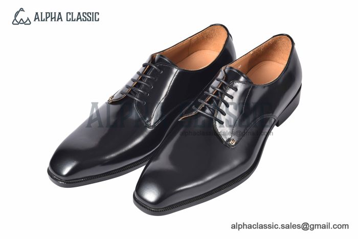GUCCI Men's Black Calfskin Lace-up Shoes 