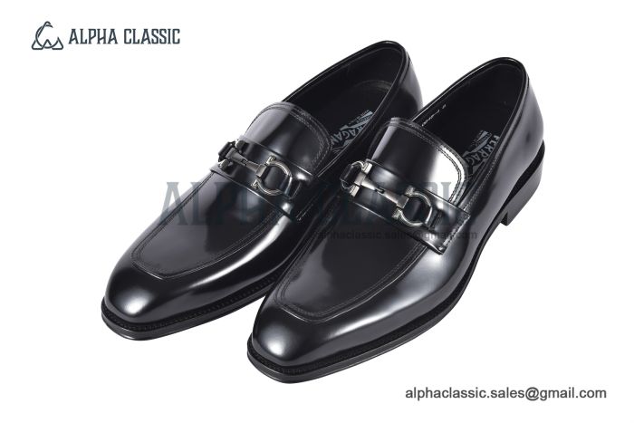 Ferragamo Black Calfskin Moccasin with Gancini Ornament